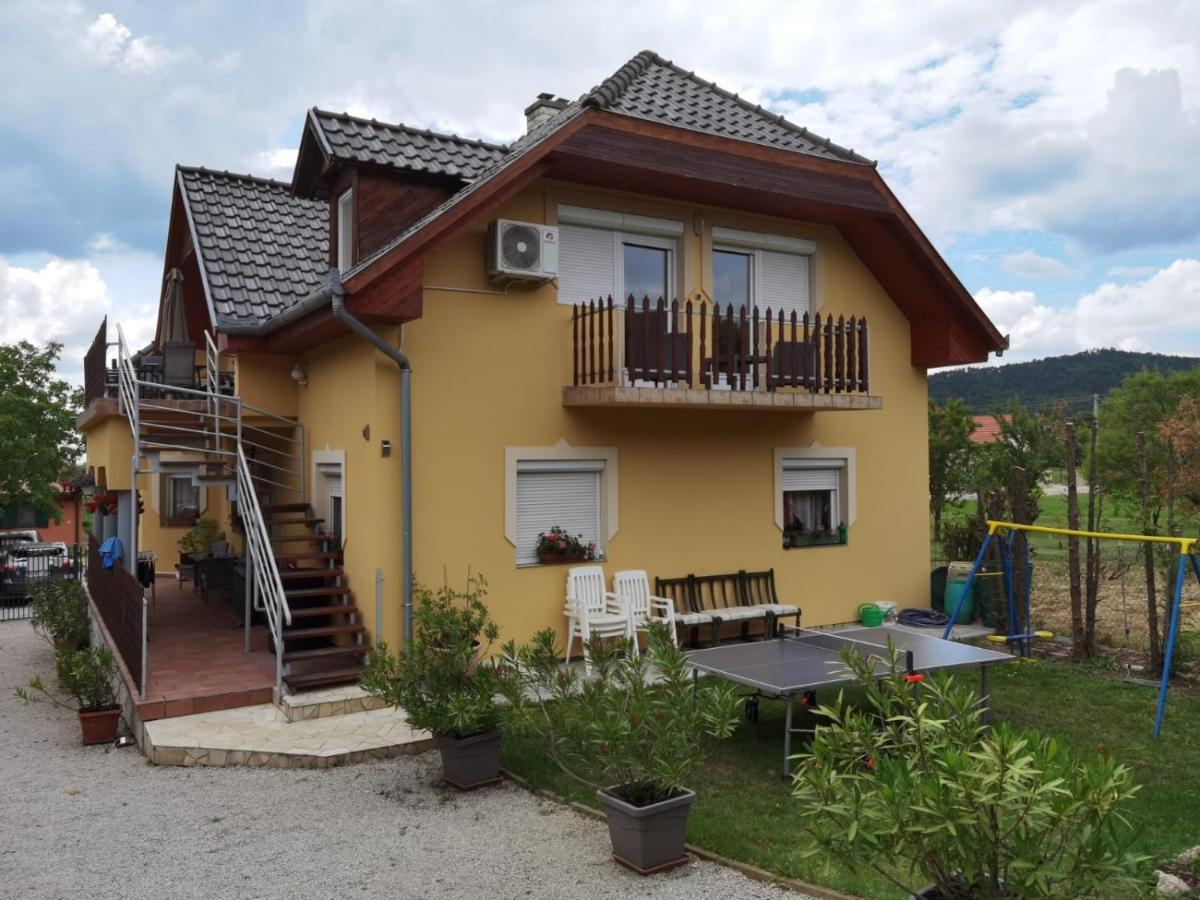 Beni Haus Daire Balatongyörök Dış mekan fotoğraf